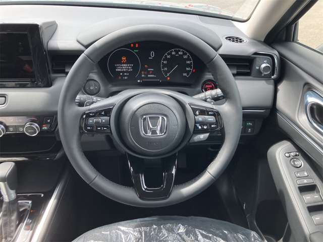 ホンダ ヴェゼル １．５ Ｅ：ＨＥＶ Ｚ R7年 (東海) 99