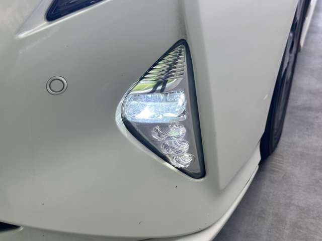 トヨタ プリウス １．８ Ａ ツーリングセレクション H28年 (近畿) 99