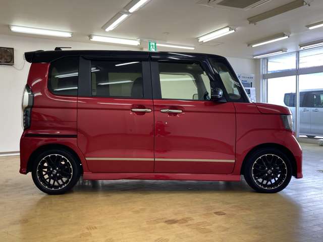 ホンダ Ｎ　ＢＯＸ カスタム ６６０ Ｌ ターボ R3年 (四国) 99