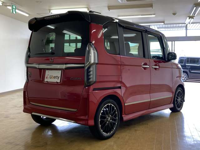ホンダ Ｎ　ＢＯＸ カスタム ６６０ Ｌ ターボ R3年 (四国) 99