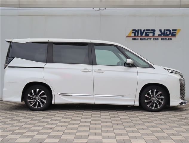 トヨタ ヴォクシー ２．０ Ｓ－Ｚ R6年 (関東) 99