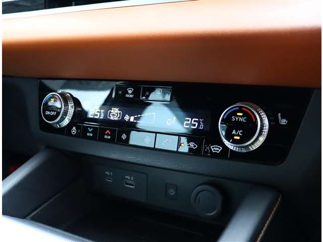 三菱 アウトランダーＰＨＥＶ ＰＨＥＶ ２．４ Ｐ ４ＷＤ R4年 (関東) 99