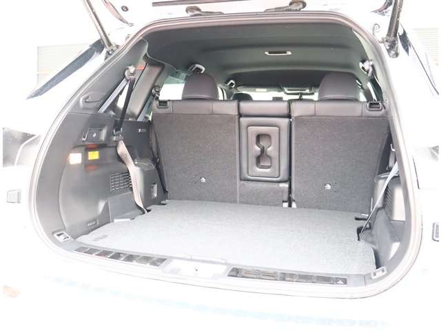 三菱 アウトランダーＰＨＥＶ ＰＨＥＶ ２．４ Ｐ ４ＷＤ R4年 (関東) 99