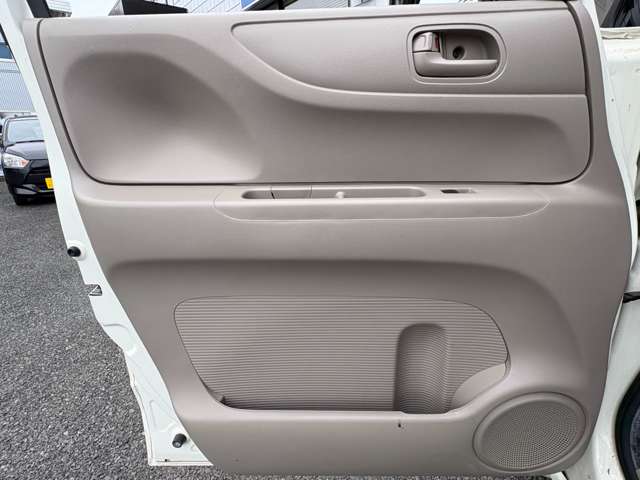 ホンダ Ｎ　ＢＯＸ＋ ６６０ Ｇ Ｌパッケージ 車イス仕様車 ４ＷＤ H25年 () 99