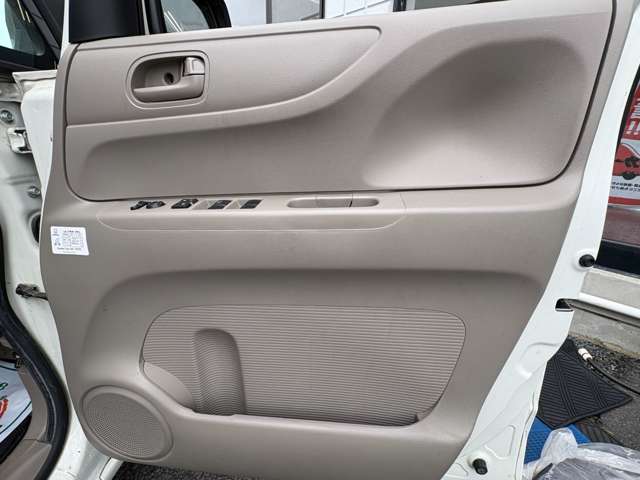 ホンダ Ｎ　ＢＯＸ＋ ６６０ Ｇ Ｌパッケージ 車イス仕様車 ４ＷＤ H25年 () 99