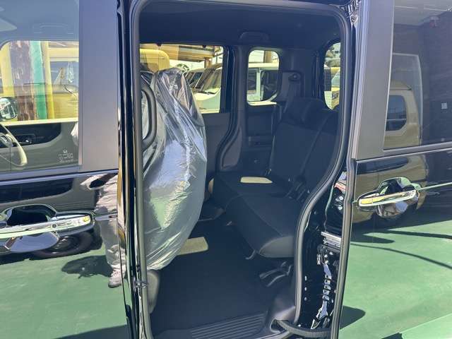ホンダ Ｎ　ＢＯＸ カスタム ６６０ R8年 (東海) 99