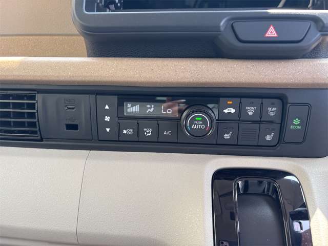 ホンダ Ｎ　ＢＯＸ ６６０ R8年 (近畿) 99