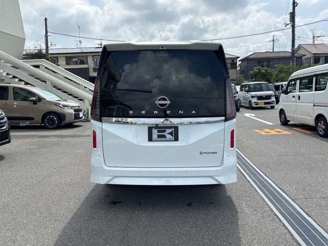 日産 セレナ １．４ Ｅ－ＰＯＷＥＲ ハイウェイスターＶ R8年 (近畿) 99