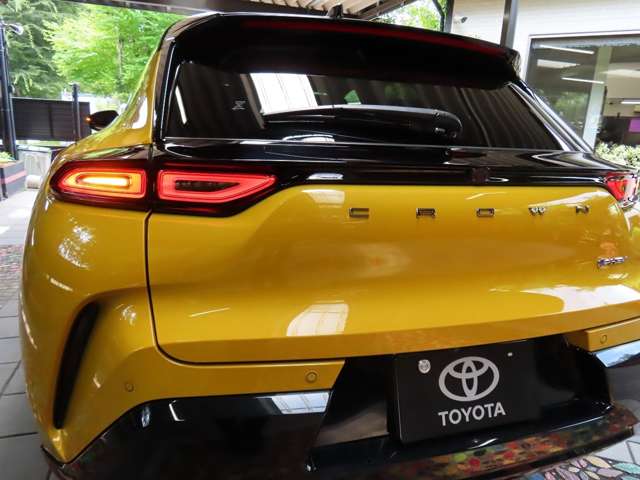 トヨタ クラウン　スポーツ　ハイブリッド ２．５ プラグインハイブリッド ＲＳ Ｅ－ＦＯＵＲ ４ＷＤ R6年 (関東) 99