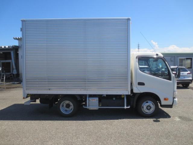 日野自動車 デュトロ ２Ｔ R6年 () 99