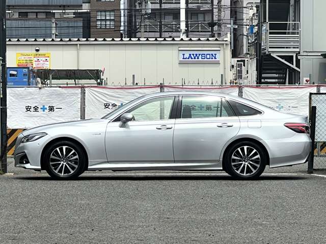 トヨタ クラウン　ハイブリッド ハイブリッド ２．５ Ｓ Ｃパッケージ R1年 (近畿) 99