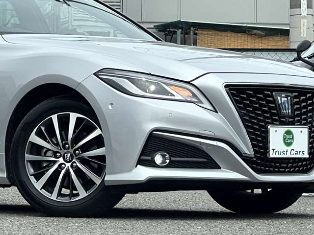トヨタ クラウン　ハイブリッド ハイブリッド ２．５ Ｓ Ｃパッケージ R1年 (近畿) 99