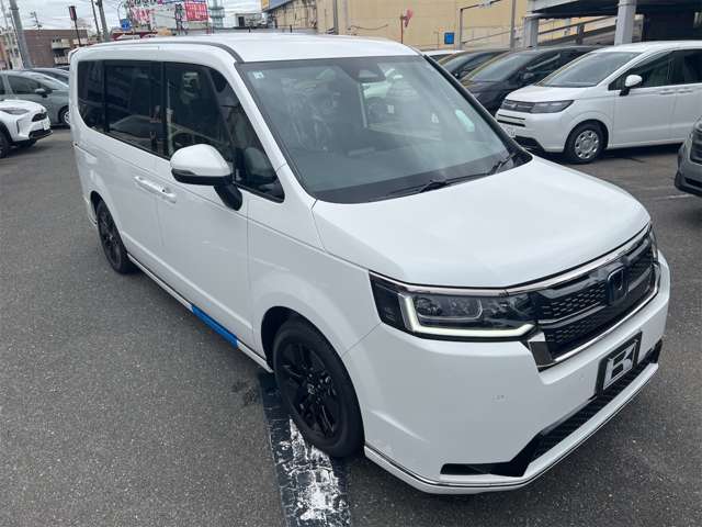 ホンダ ステップワゴン　ハイブリッド ２．０ Ｅ：ＨＥＶ スパーダ R8年 (近畿) 99