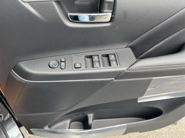 三菱 デリカ　Ｄ：５ ２．２ Ｐ ディーゼルターボ ４ＷＤ R8年 (近畿) 99