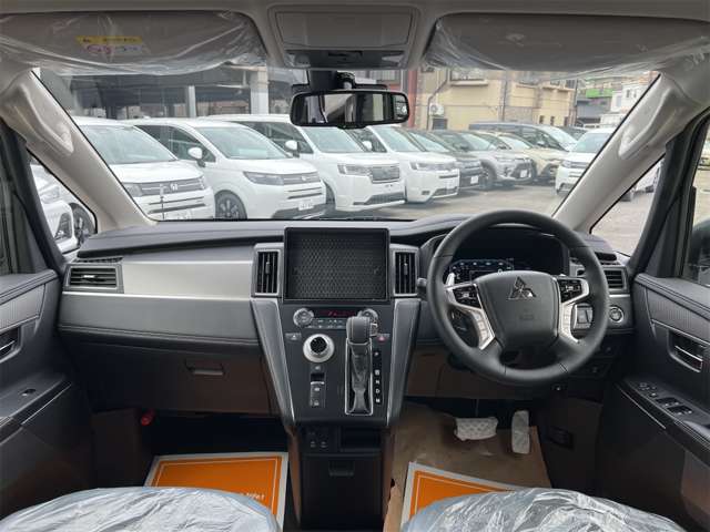 三菱 デリカ　Ｄ：５ ２．２ Ｐ ディーゼルターボ ４ＷＤ R8年 (近畿) 99