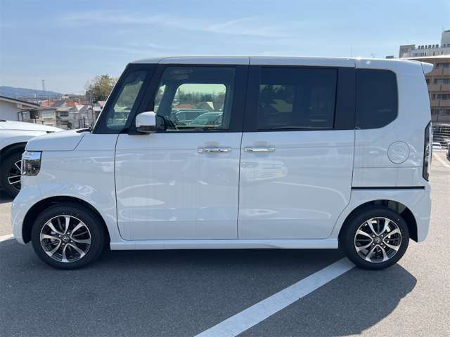 ホンダ Ｎ　ＢＯＸ カスタム ６６０ R8年 (近畿) 99
