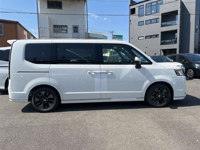 ホンダ ステップワゴン　ハイブリッド ２．０ Ｅ：ＨＥＶ エアー ＥＸ R8年 (近畿) 99