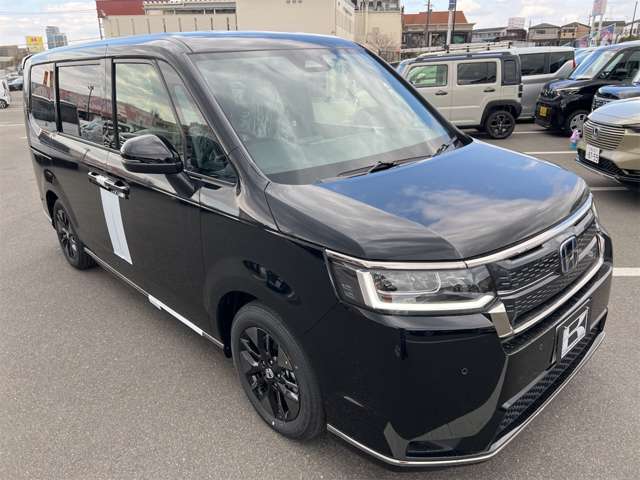 ホンダ ステップワゴン　ハイブリッド ２．０ Ｅ：ＨＥＶ スパーダ R8年 (近畿) 99