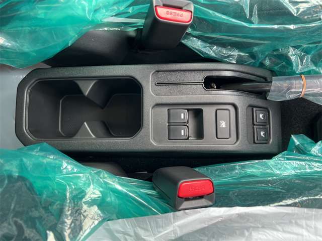 スズキ ジムニー　ノマド １．５ ＦＣ ４ＷＤ R8年 (近畿) 99