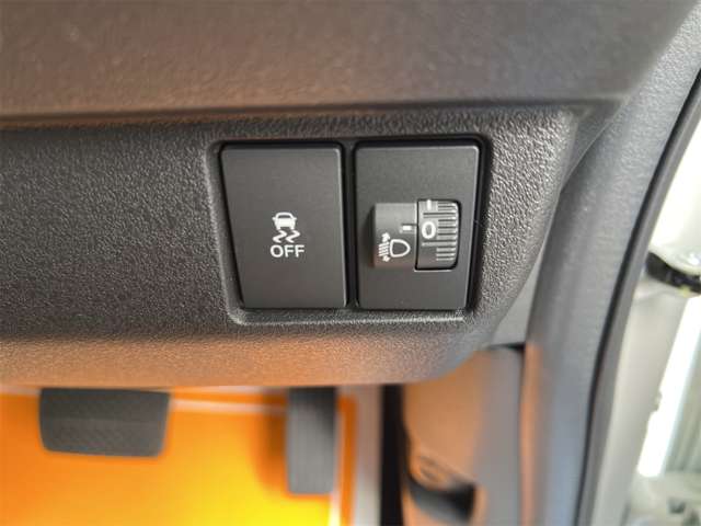 ホンダ Ｎ　ＢＯＸ カスタム ６６０ R7年 (近畿) 99