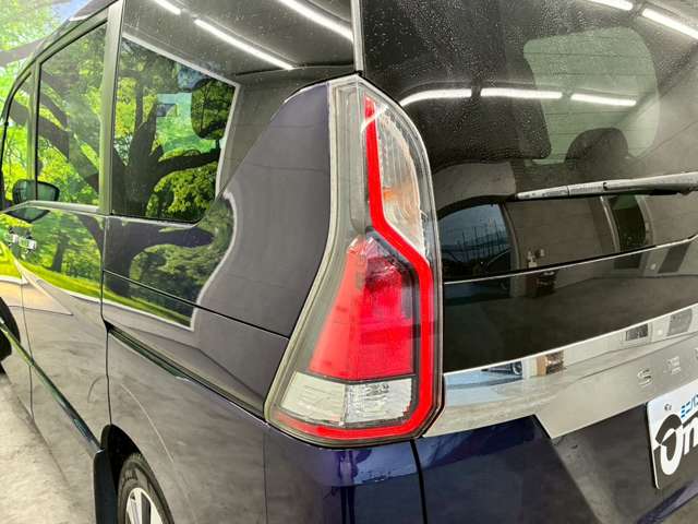日産 セレナ ２．０ ハイウェイスター Ｖセレクション H29年 (近畿) 99
