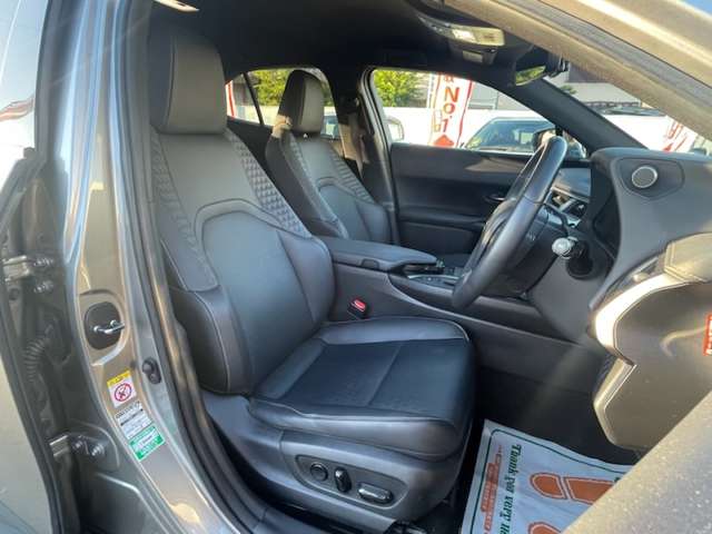 レクサス ＵＸ２５０ｈ バージョンＣ H30年 (近畿) 99