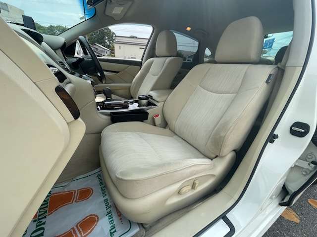 日産 フーガ ２．５ ２５０ＧＴ Ａパッケージ H23年 (近畿) 99