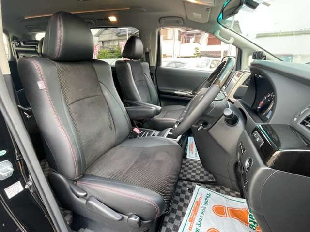 トヨタ ヴェルファイア ２．４ Ｚ ゴールデンアイズＩＩ H25年 (近畿) 99