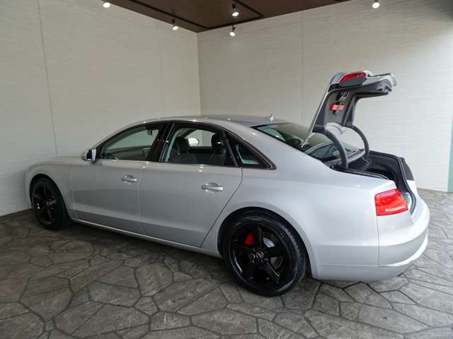 アウディ Ａ８ ３．０ ＴＦＳＩ クワトロ ４ＷＤ H25年 (関東) 99
