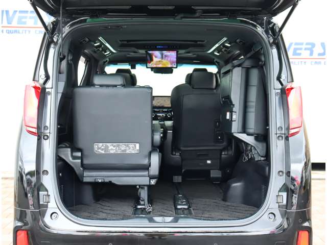 トヨタ アルファード　ハイブリッド ハイブリッド ２．５ エグゼクティブ ラウンジ Ｓ Ｅ－ＦＯＵＲ ４ＷＤ R3年 (関東) 99