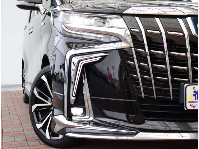 トヨタ アルファード　ハイブリッド ハイブリッド ２．５ エグゼクティブ ラウンジ Ｓ Ｅ－ＦＯＵＲ ４ＷＤ R3年 (関東) 99