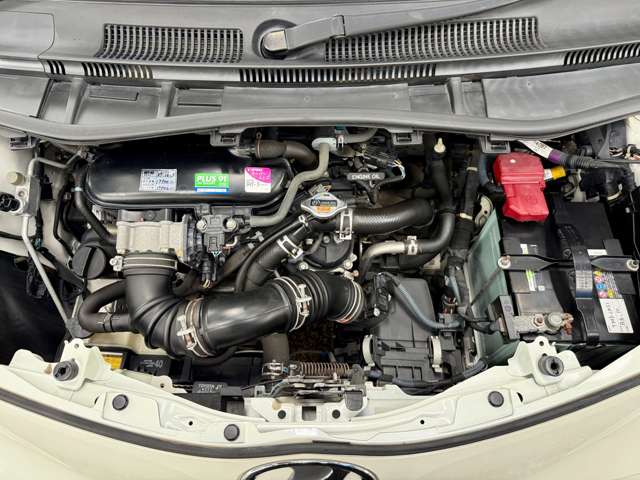 トヨタ ｉＱ １．３ １３０Ｇ H22年 (関東) 99