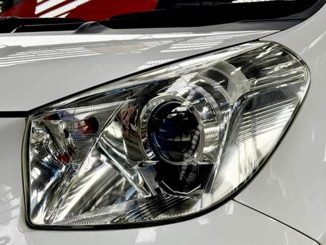 トヨタ ｉＱ １．３ １３０Ｇ H22年 (関東) 99