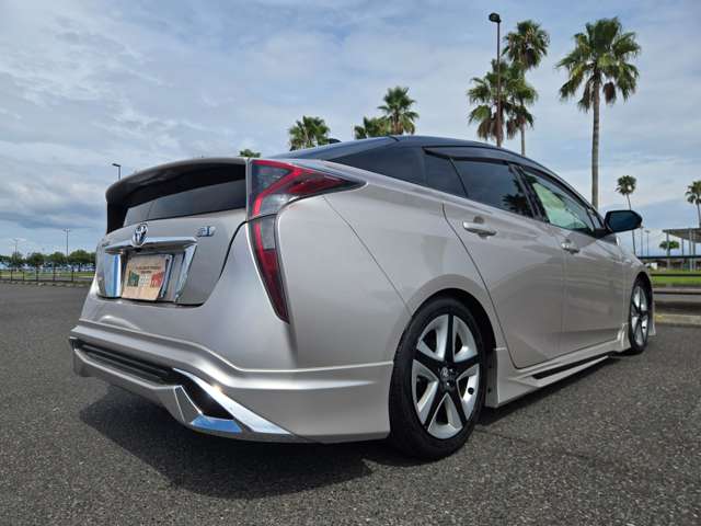 トヨタ プリウス １．８ Ｓ ツーリングセレクション H28年 (九州・沖縄) 99