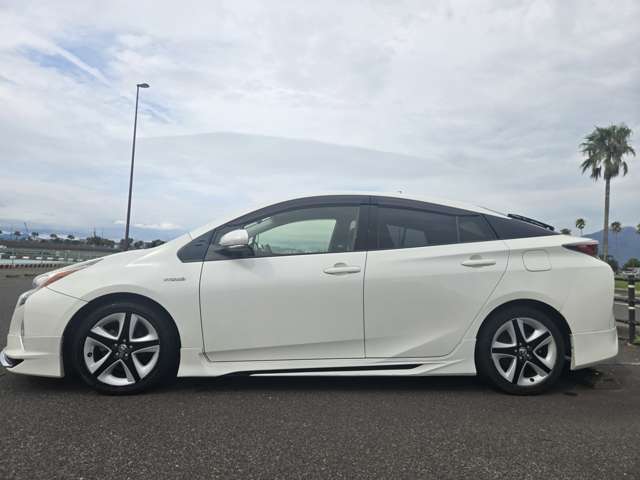 トヨタ プリウス １．８ Ｓ ツーリングセレクション H28年 (九州・沖縄) 99