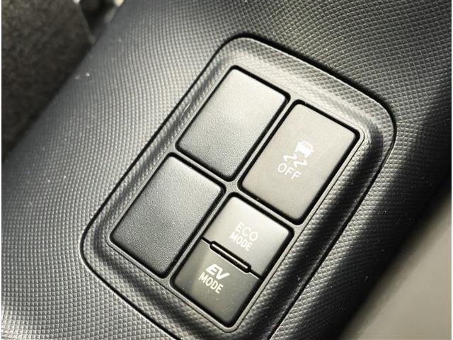 トヨタ アクア １．５ Ｓ R2年 (東海) 99