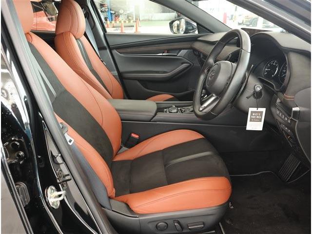 マツダ ＭＡＺＤＡ３　ファストバック １．５ １５Ｓ レトロスポーツエディション R7年 (東海) 99