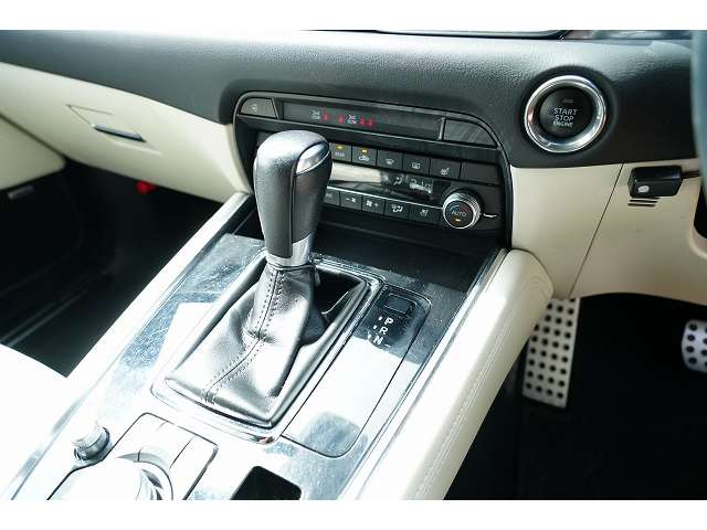 マツダ ＣＸ−８ ２．２ ＸＤ Ｌパッケージ ディーゼルターボ H30年 (関東) 99