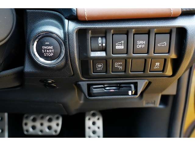 スバル フォレスター　ハイブリッド ２．０ アドバンス ４ＷＤ H30年 (関東) 99