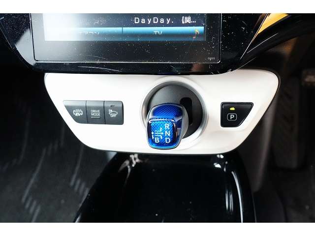トヨタ プリウスＰＨＶ １．８ Ａ H29年 (関東) 99