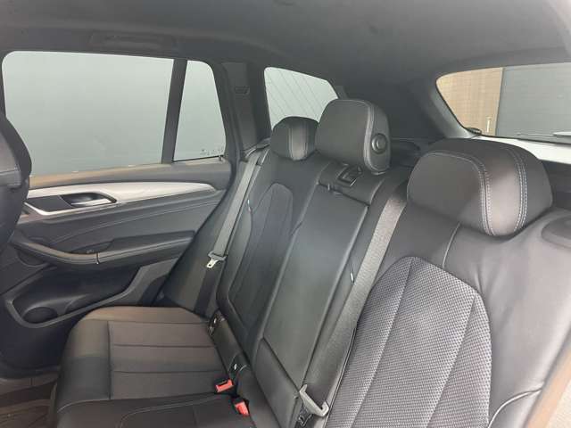 ＢＭＷ Ｘ３ Ｘドライブ２０Ｄ Ｍスポーツ ディーゼルターボ ４ＷＤ R1年 (関東) 99