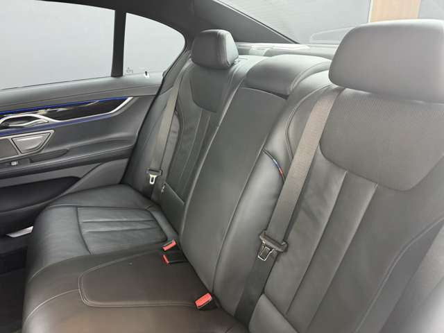 ＢＭＷ ７シリーズ ７４０ｉ　Ｍスポーツ R1年 (関東) 99