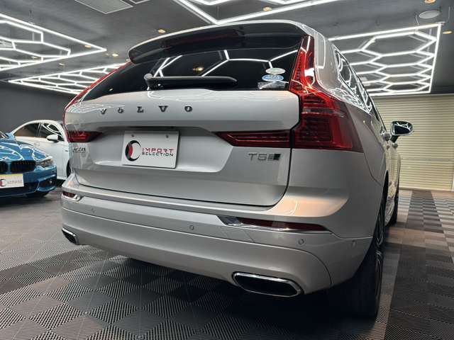 ボルボ ＸＣ６０ Ｔ５ ＡＷＤ インスクリプション ４ＷＤ H30年 (関東) 99