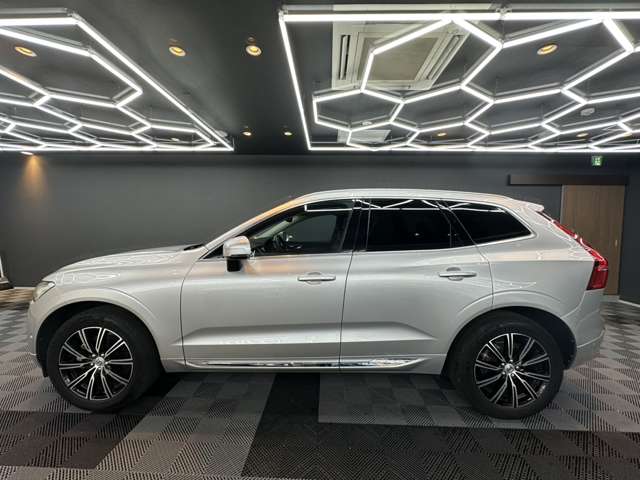 ボルボ ＸＣ６０ Ｔ５ ＡＷＤ インスクリプション ４ＷＤ H30年 (関東) 99