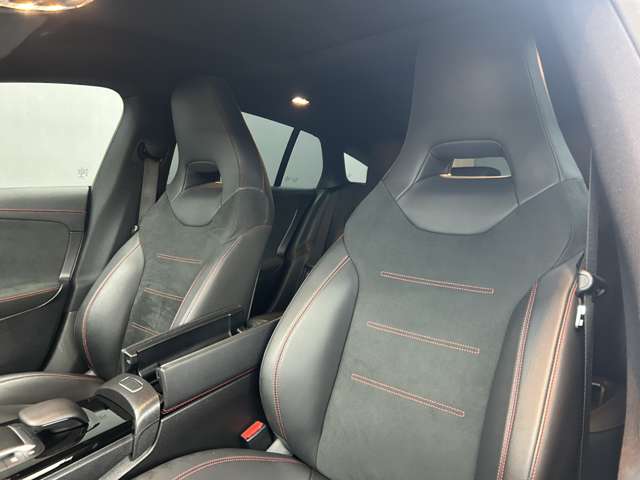 メルセデスベンツ ＣＬＡシューティングブレーク ＣＬＡ２００Ｄ ＡＭＧライン ディーゼルターボ R3年 (関東) 99