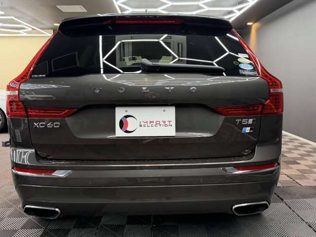 ボルボ ＸＣ６０ Ｔ５ ＡＷＤ インスクリプション ４ＷＤ H29年 (関東) 99