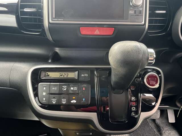 ホンダ Ｎ　ＢＯＸ ６６０ カスタムＧ Ｌパッケージ H25年 (九州・沖縄) 99