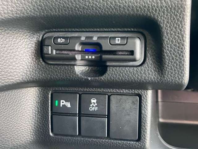 ホンダ Ｎ　ＢＯＸ カスタム ６６０ Ｌ R3年 (九州・沖縄) 99