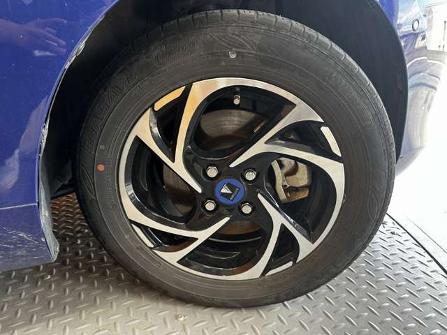 トヨタ アクア １．５ Ｚ Ｅ－ＦＯＵＲ ４ＷＤ R3年 (甲信越・北陸) 99