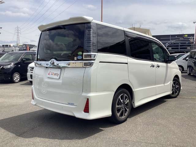 トヨタ ヴォクシー ２．０ ＺＳ 煌ＩＩ R2年 (近畿) 99